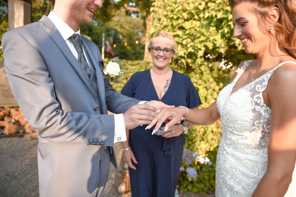 a blue wedding in italiaanse sferen