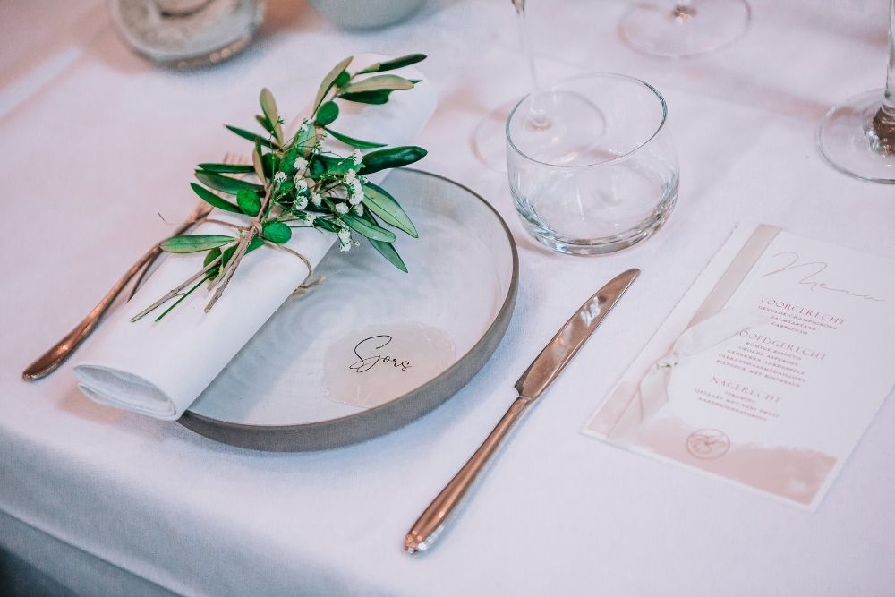 floral bohemian styled shoot