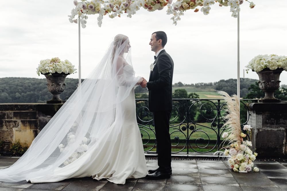 romantische luxe bruiloft chateau neercanne real wedding