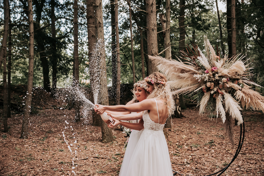 bohemian-wedding-in-het-bos-liselot-kamphuis-fotografie-trouwplannen-nl-styled-shoot-42