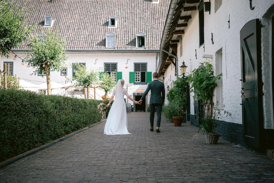 italiaanse-bruiloft-tussen-de-wijngaarden-in-limburg-styled-shoot-dais-janssen-fotografie-trouwplannen-nl-67