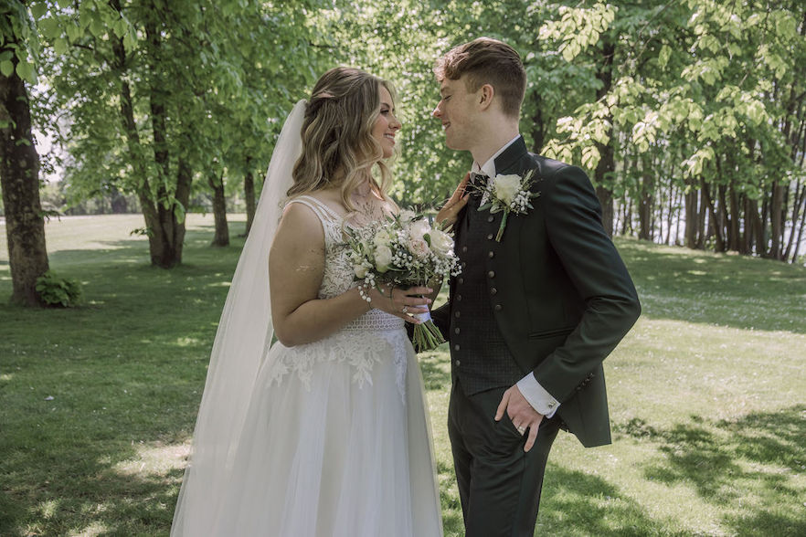 romantische-pastel-bruiloft-bij-kasteel-de-hoogenweerth-trouwplannen30